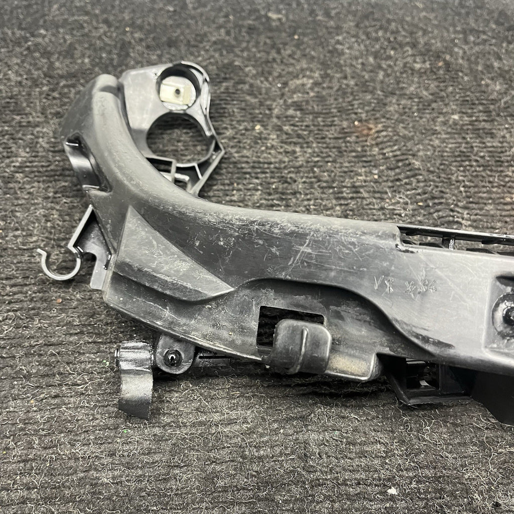 ☑️ 07-10 OEM BMW E92 E93 328 335 Right Passenger Headlight Bracket Carrier Mount
