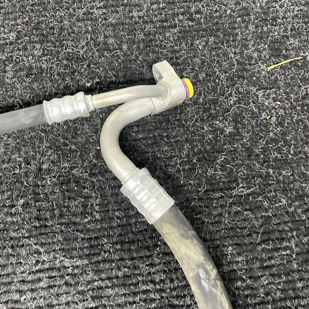 ☑️BMW E88 E82 E90 E92 E93 135 335 AC Compressor Evaporator Suction Pipe Hose OEM