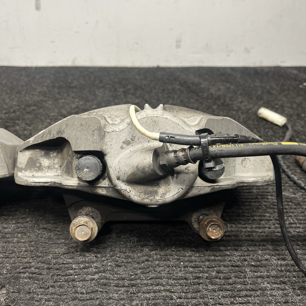 ☑️ 06-11 E90 E91 E92 E93 E84 335 Z4 BMW 335i Front Brake Caliper Set OEM