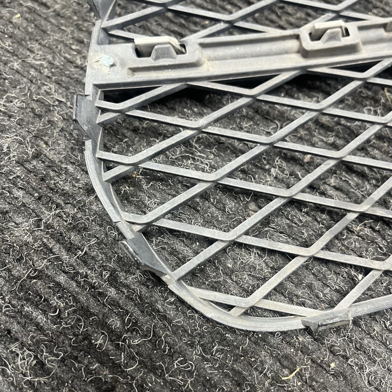 ☑️ 09-13 BMW E70 X5 35DX Front Left Driver Side Outer Bumper Grille 7222857 OEM
