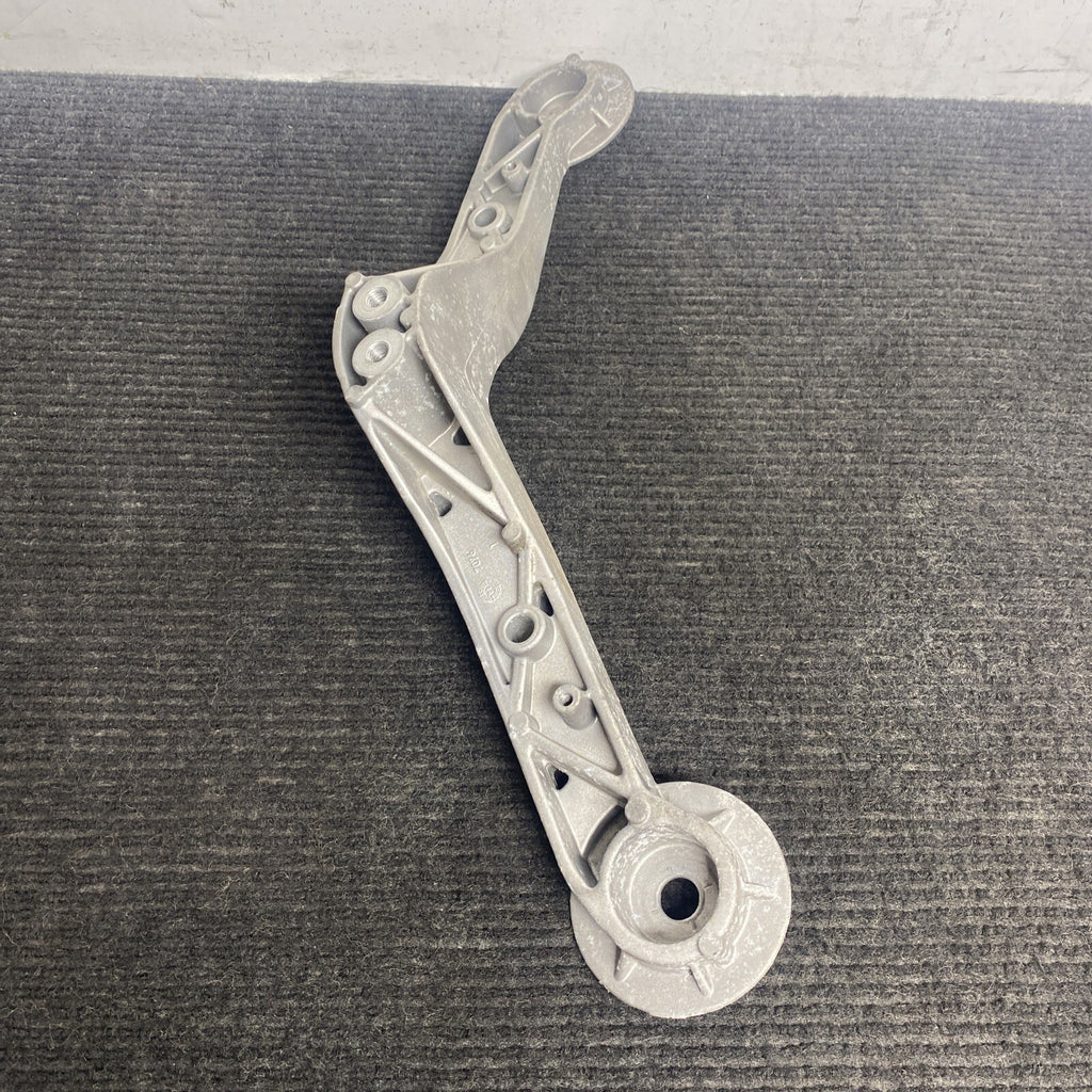 ☑️ 09-16 BMW Z4 E89 54k Miles Rear Suspension Lower Support Bracket Mount OEM