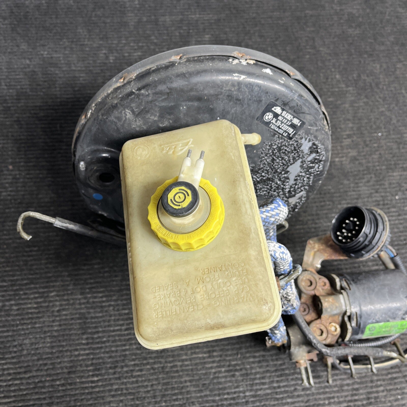 ☑️ BMW E36 96-99 318 323 328 ABS Brake module pump ASC 34511164095 OEM Booster
