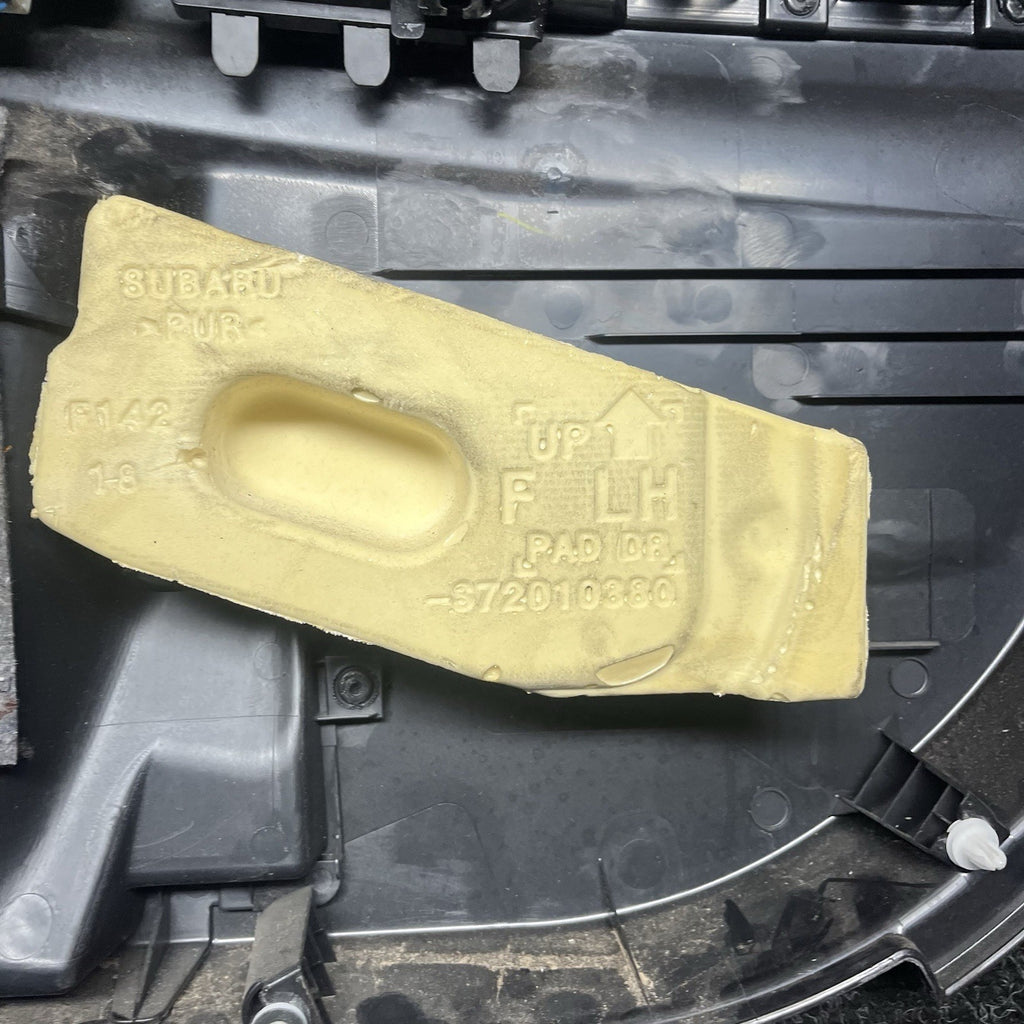 ☑️ 2015-2019 Subaru WRX STI Door Panel Trim Front Left Driver LH OEM 15-19