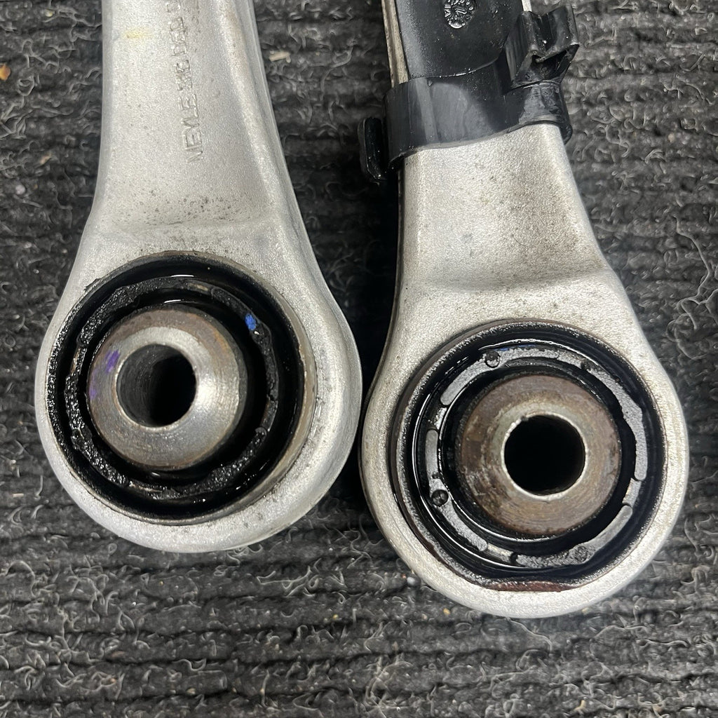 ☑️ 2008-2013 BMW E9x M3 Factory Rear Wishbone Guide Link Control Arm Set OEM