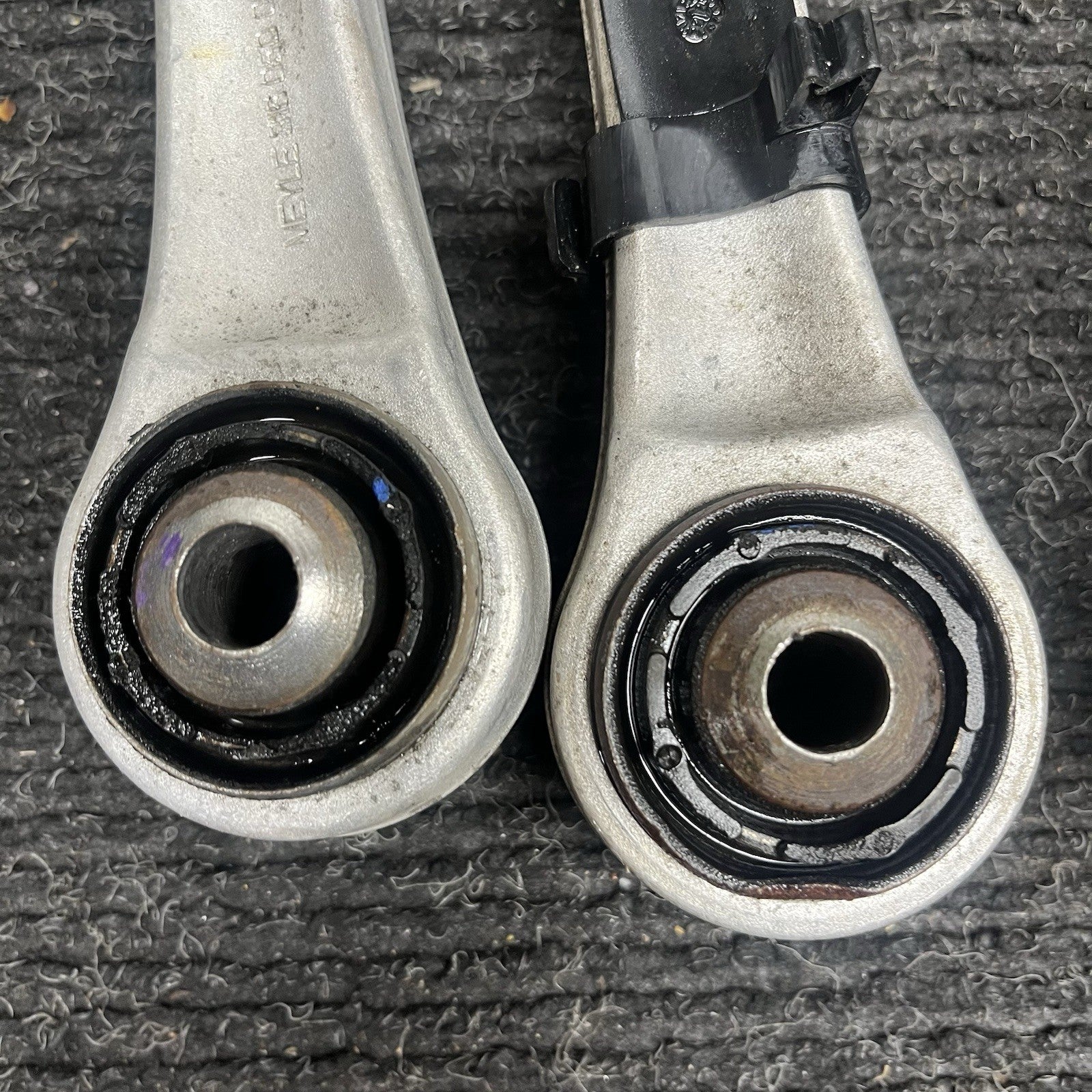 ☑️ 2008-2013 BMW E9x M3 Factory Rear Wishbone Guide Link Control Arm Set OEM