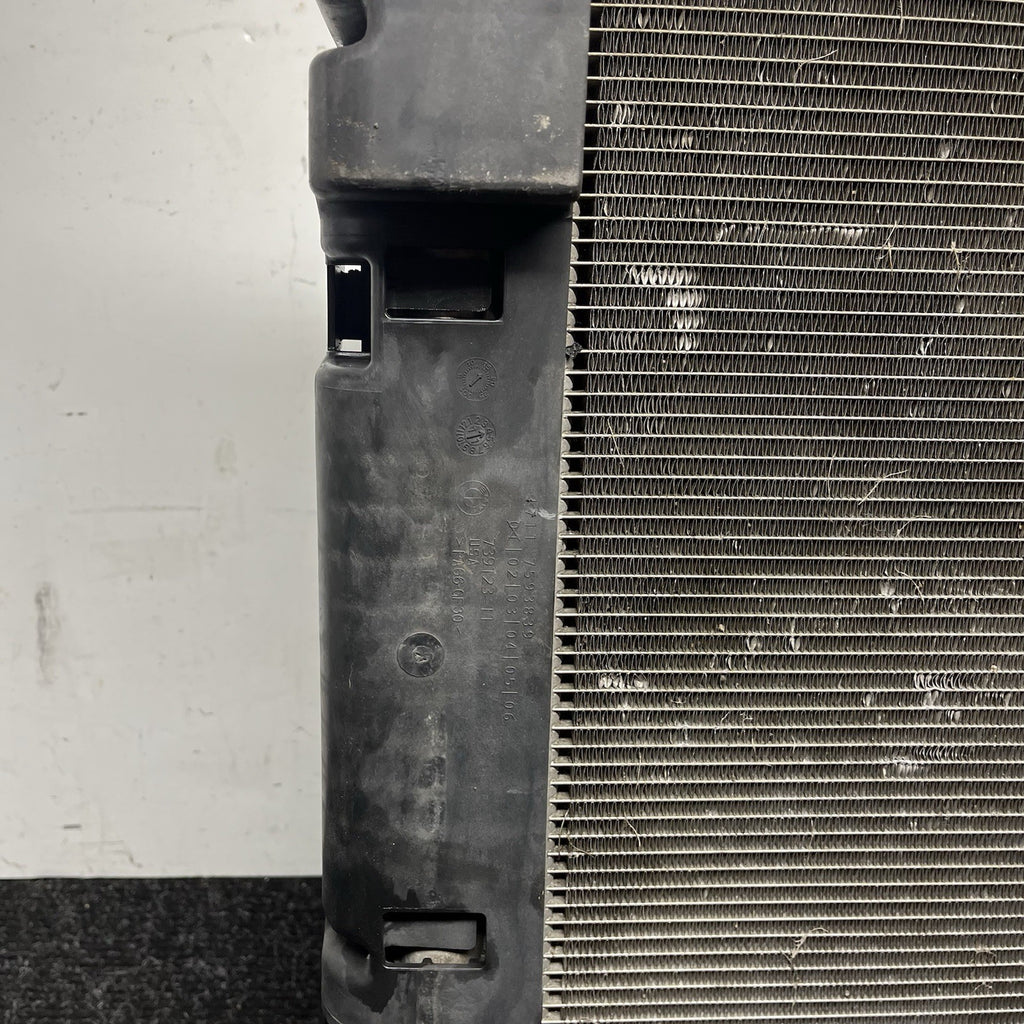☑️ 11-18 BMW X3 X4 F25 3.0L N55 Radiator Condenser Cooling Assembly