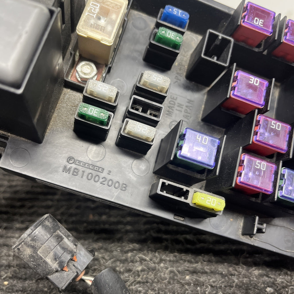 ☑️ 2016-2018 Subaru WRX Fusebox Fuse Box Relay Module Mb100200b EURYI
