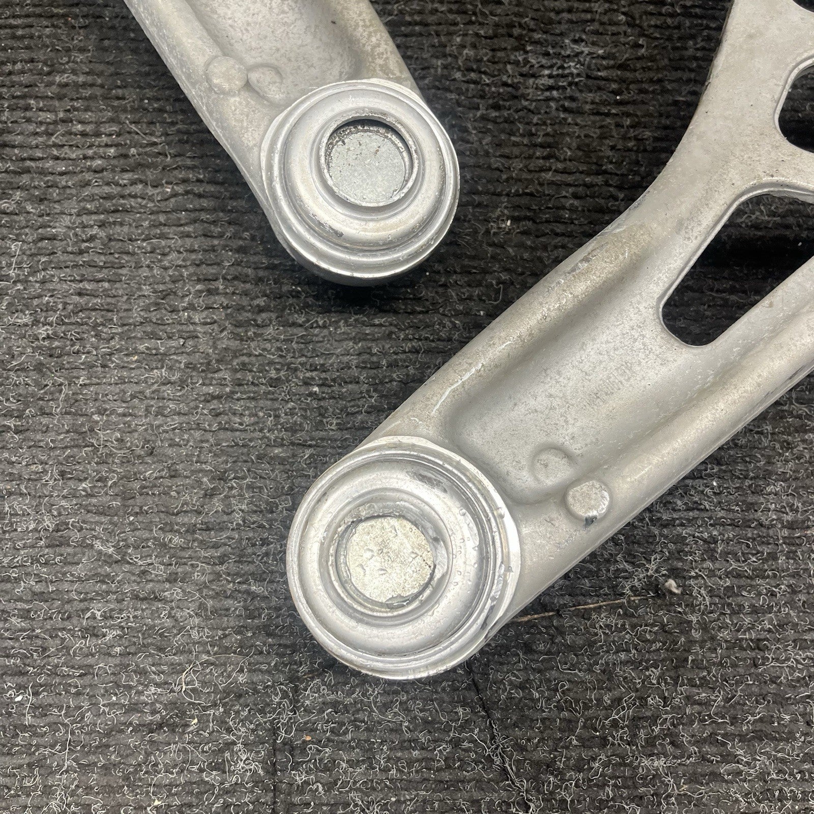 ☑️ BMW E46 Coupe RWD Front Lower Control Arm SET 330ci 3 Series Upgraded Bushing