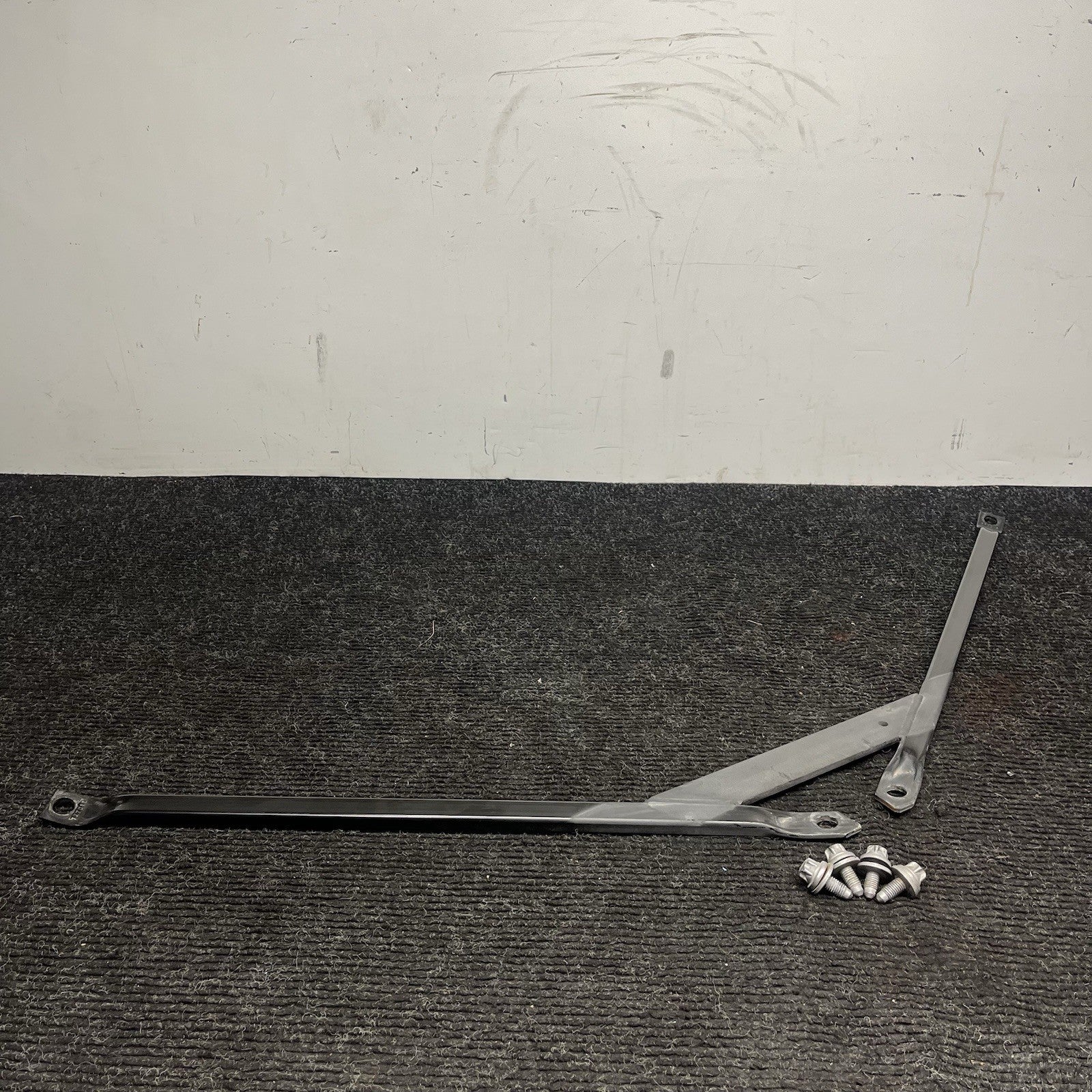 ☑️ BMW F20 F22 F30 F32 F34 GT F36 F87 M2 Front Suspension Strut Tower Brace OEM