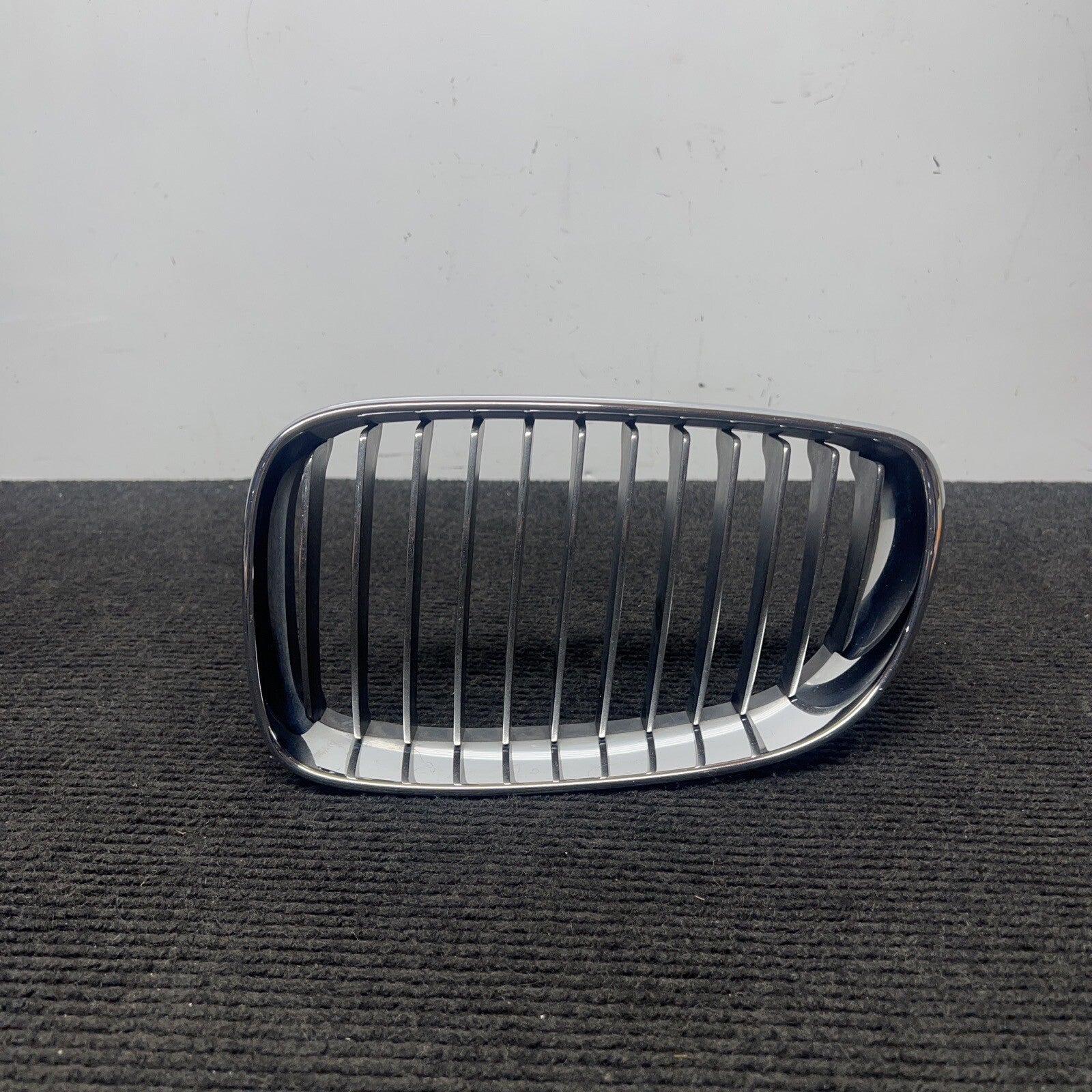 ☑️ Front Left Bumper Kidney Grille Chrome OEM BMW E82 E88 128i 135i 2008-2013