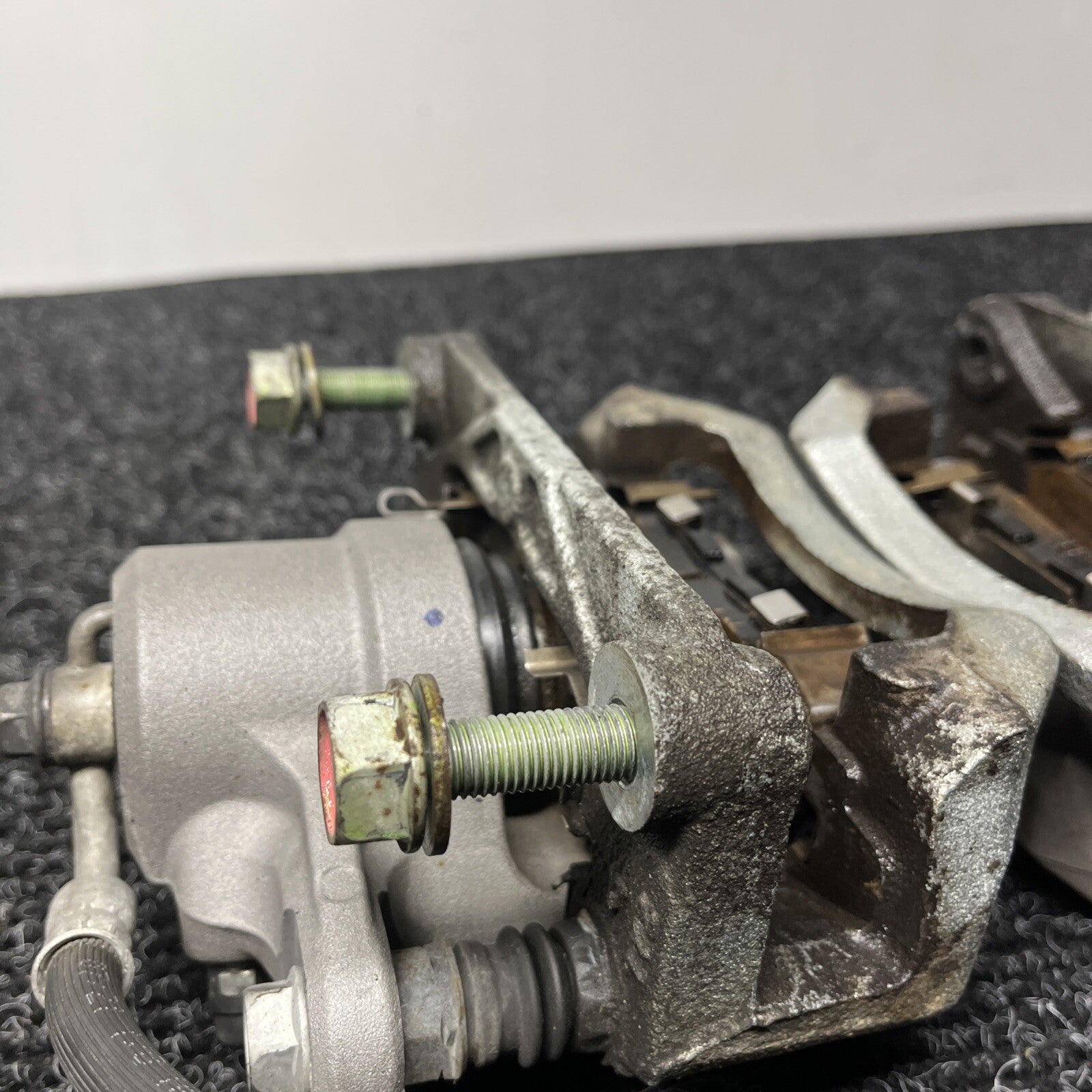 ☑️ 2022-24 SUBARU BRZ LIMITED FA24 2.4L OEM REAR RH LH BRAKE CALIPERS ASSY