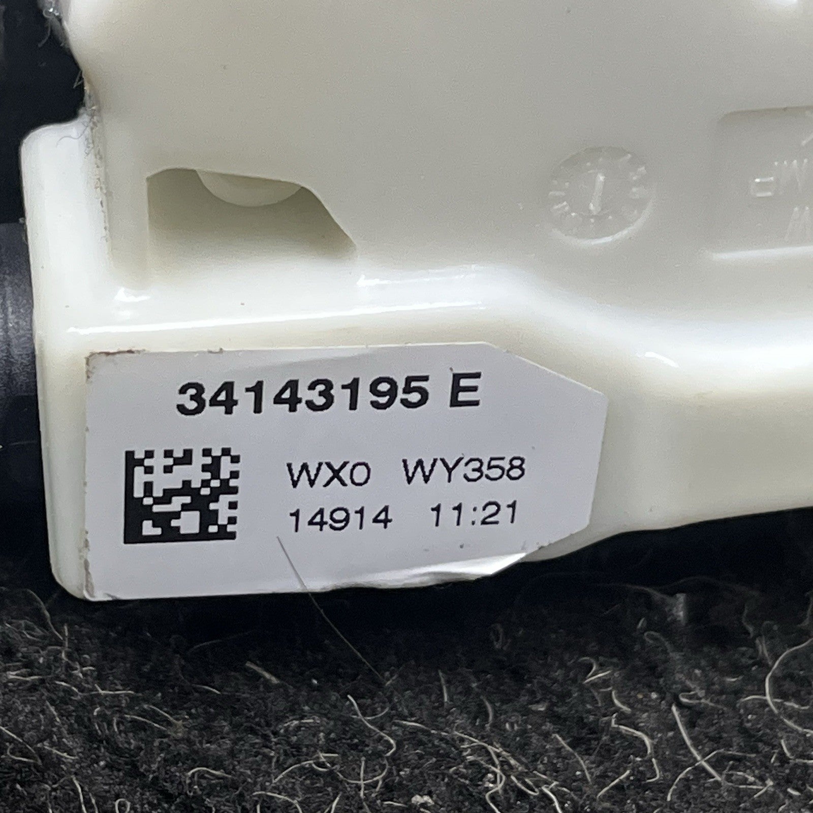 ☑️ BMW F-Series Right Front Seatbelt Retractor Safety Restraint Module 34143195