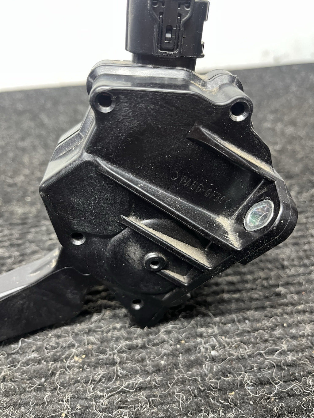☑️ 2015-2021 Subaru WRX STI Accelerator Pedal OEM LU93