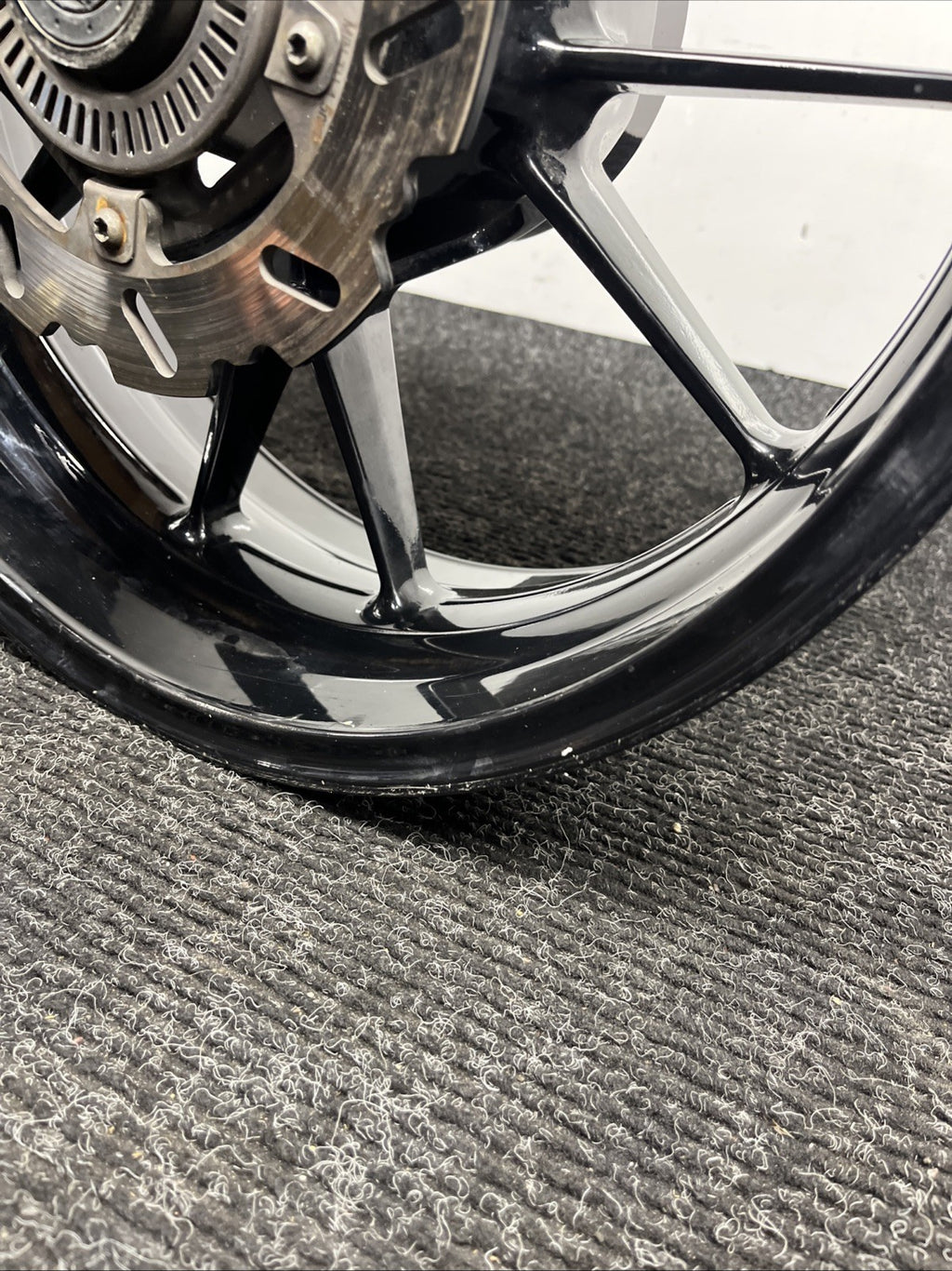 ☑️ OEM GENUINE 2009-2014 BMW S1000RR BLACK REAR WHEEL RIM (53711760)