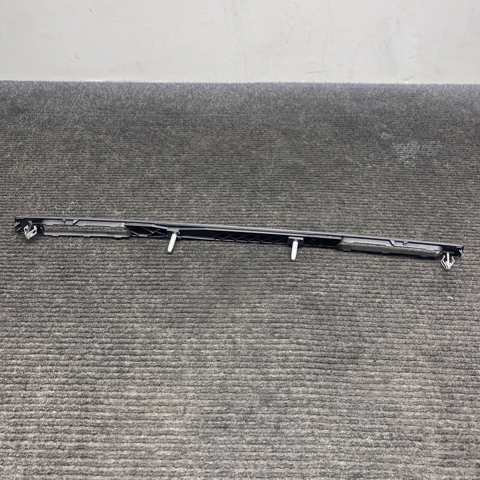 ☑️ 06-13 OEM BMW E90 E92 E93 328 335 M3 Cup Holder Decor Bezel Strip Trim Black