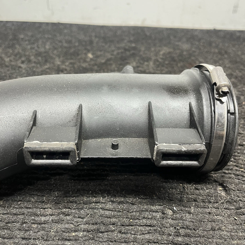 ☑️ 2012 - 2018 BMW X6 F16 3.0L ENGINE AIR INTAKE UPPER DUCT HOSE PIPE TUBE OEM