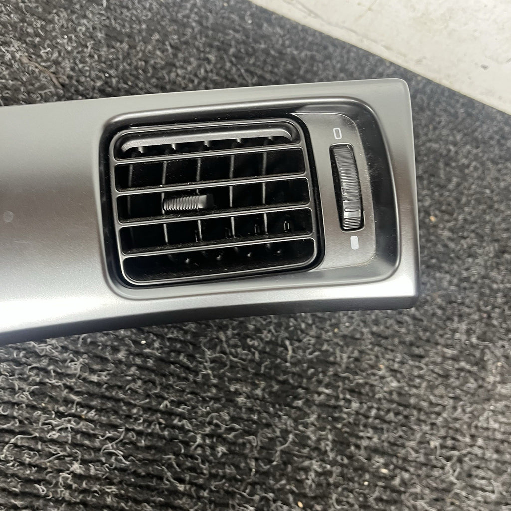 ☑️ 11-14 SUBARU WRX STI OEM DARK GRAY CENTER DASH TRIM W/ HVAC CONTROLS RH VENT