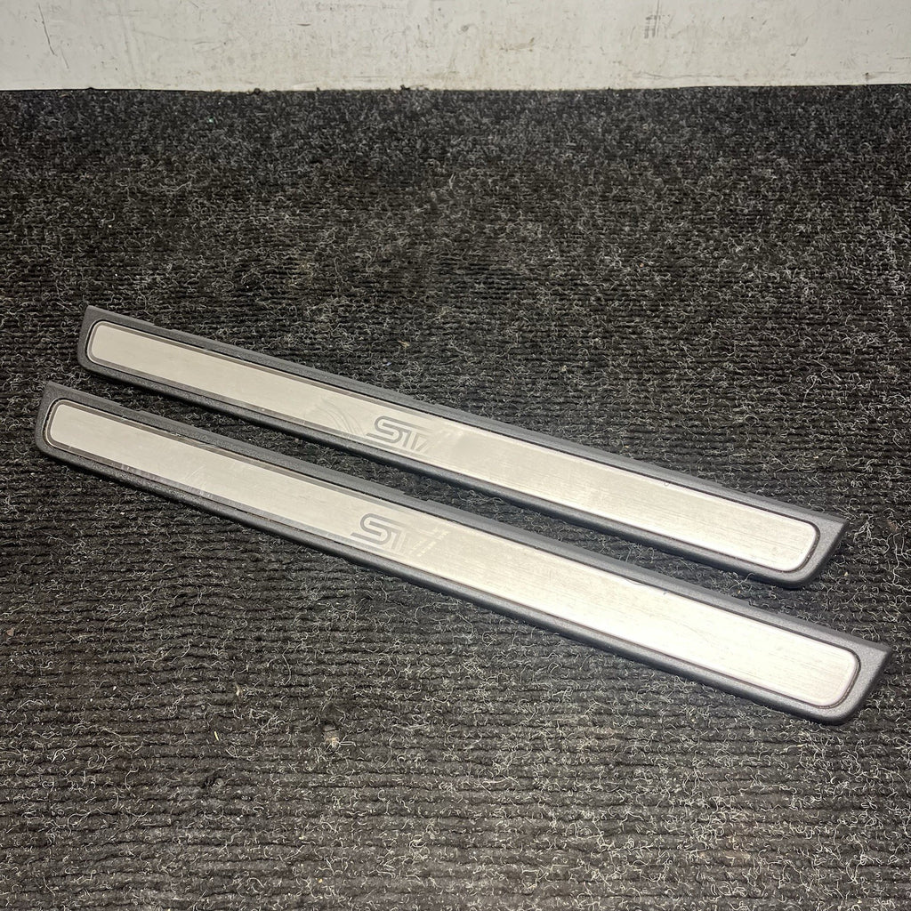 ☑️ 2008-2011 Subaru WRX STi Front Door Sill Trim Scuff Panel PAIR LH RH