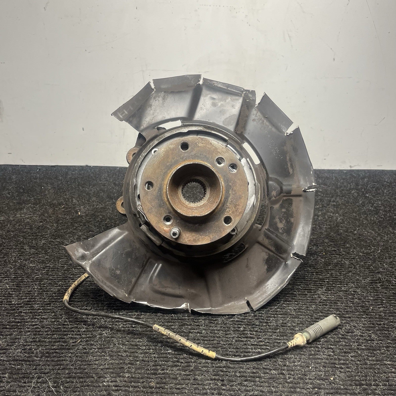 ☑️ 2008-2011 BMW E92 E93 E90 M3 REAR LEFT SPINDLE KNUCKLE WHEEL HUB BEARING