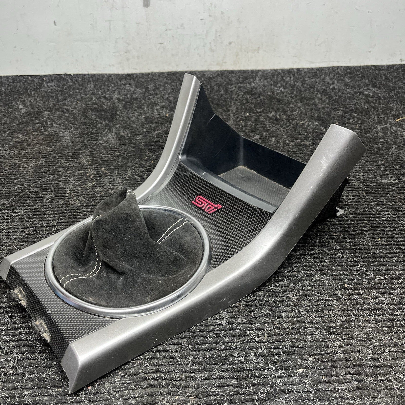 ☑️ 2015-2017 Subaru WRX STi OEM Shifter Surround Trim w/ Aftermarket Shift Boot