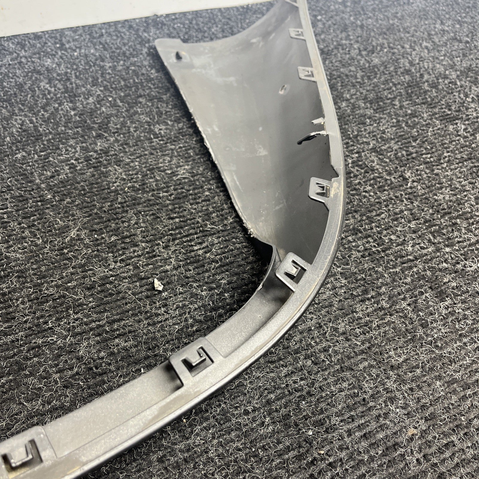 ☑️14-19 Maserati Ghibli Rear Right Side Bumper Valance Lower Panel Trim Oem