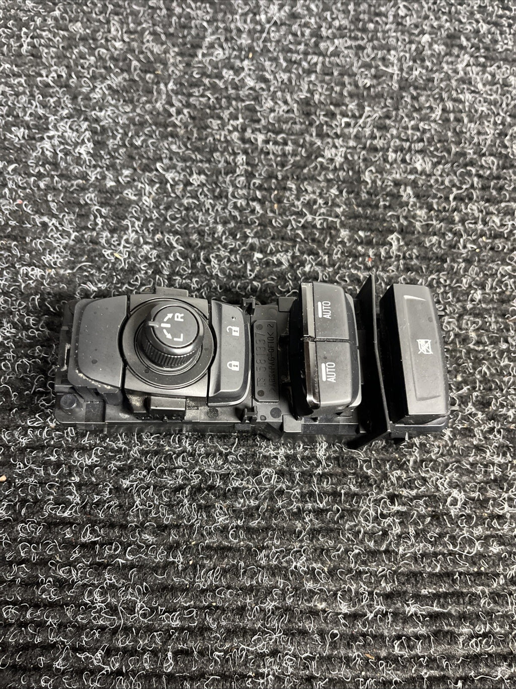 ☑️ 2022 - 2023 TOYOTA GR86 FRONT LEFT DOOR WINDOW CONTROL SWITCH OEM