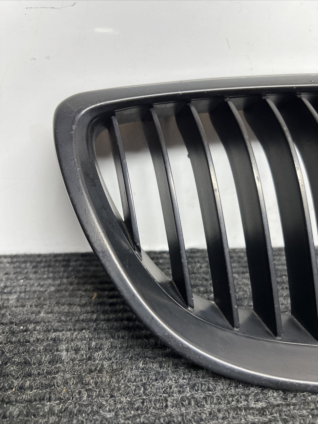 Front Hood Grille Right Passenger Side For BMW OEM# 51137157278 E92 E93 Chrome