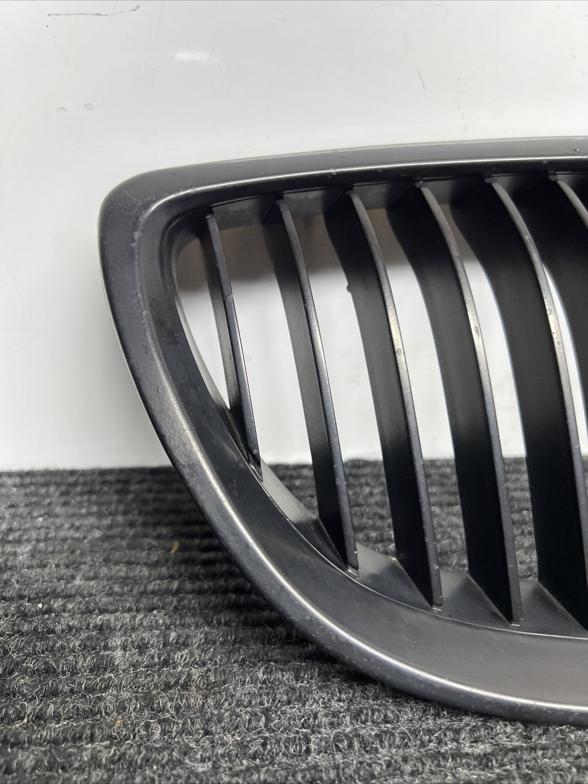 Front Hood Grille Right Passenger Side For BMW OEM# 51137157278 E92 E93 Chrome