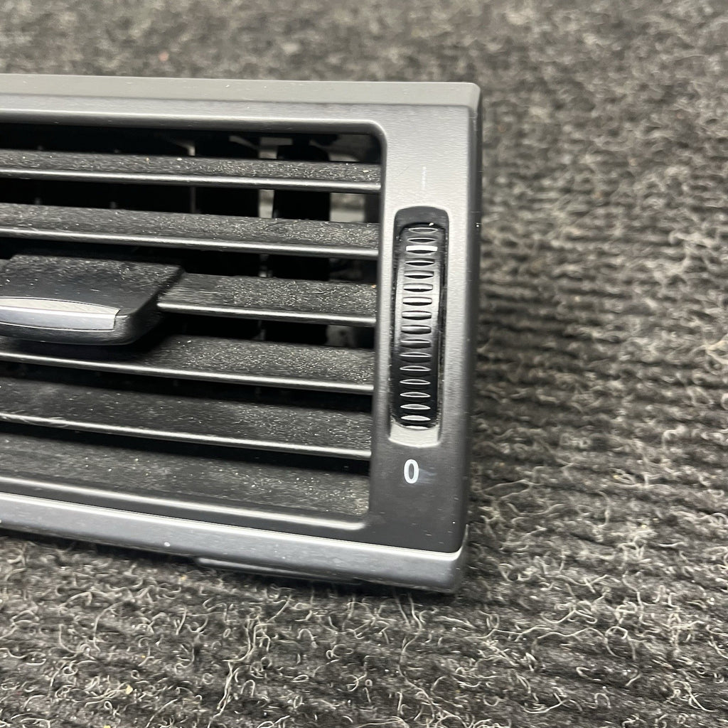 ☑️ 2007-2013 BMW X5 X6 E70 E71 Center Dash Air Vent 64229210705 OEM