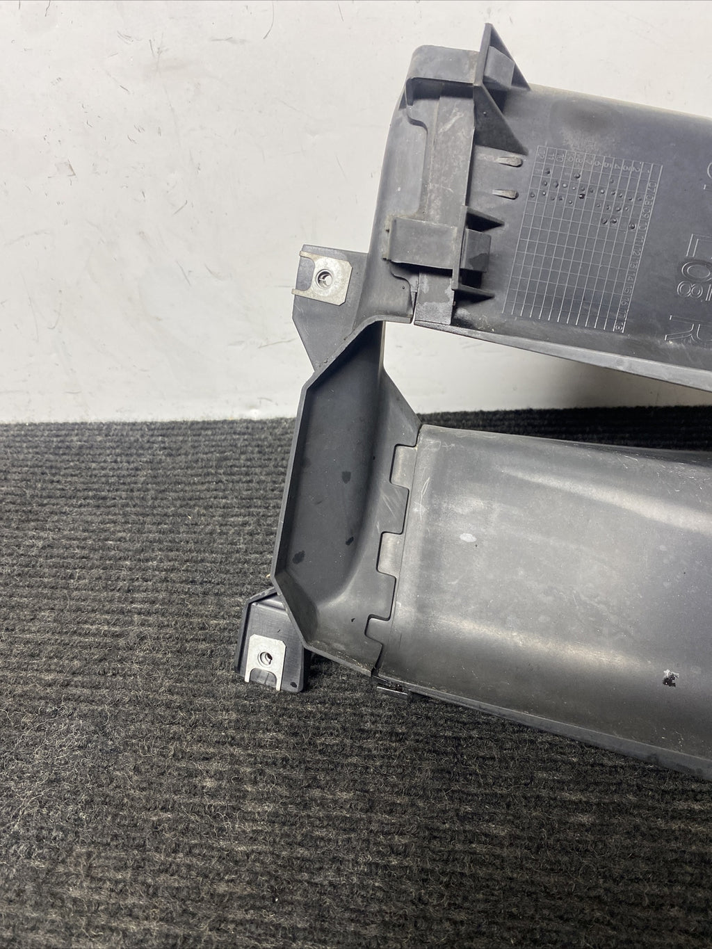 ☑️ 08-13 BMW E82 E88 N54 N55 MSPORT Front Right Passenger Air Duct Brake Vent
