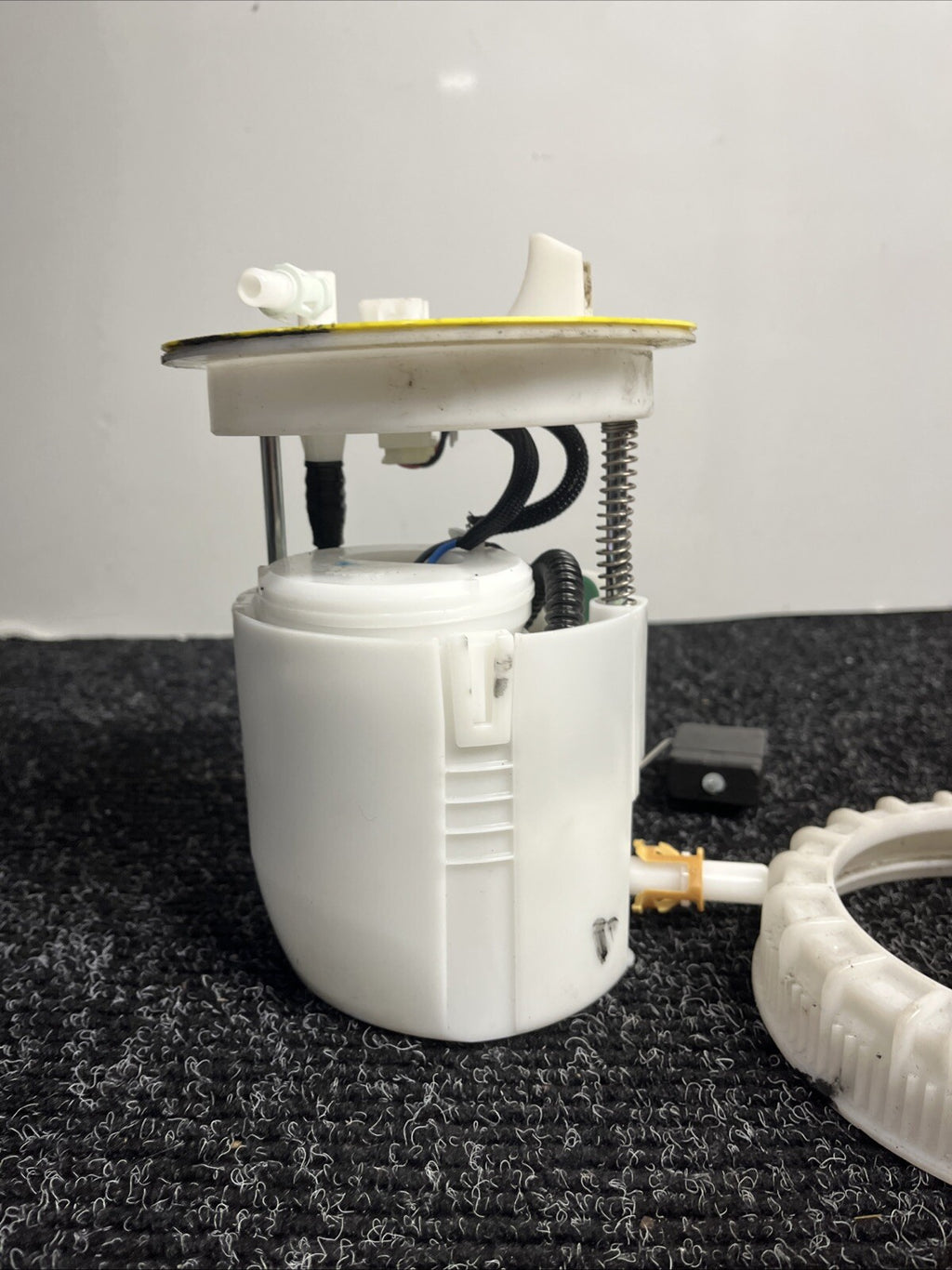 ☑️ 22-25 TOYOTA GR86 2.4L GAS TANK FUEL PUMP SENDING UNIT 42021CC000 OEM
