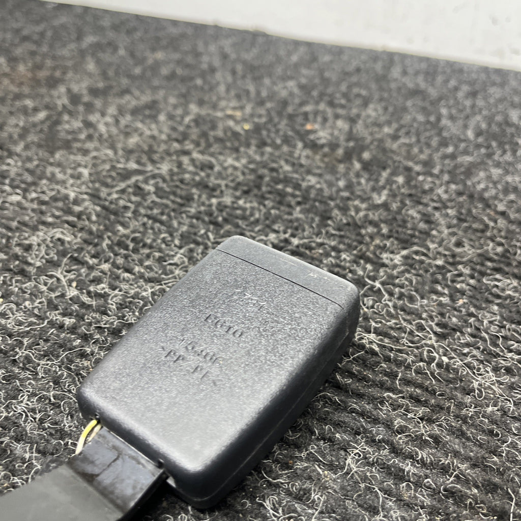 ☑️ 13-20 SUBARU BRZ - PASSENGER RIGHT FRONT SEAT BELT CLIP BUCKLE - OEM