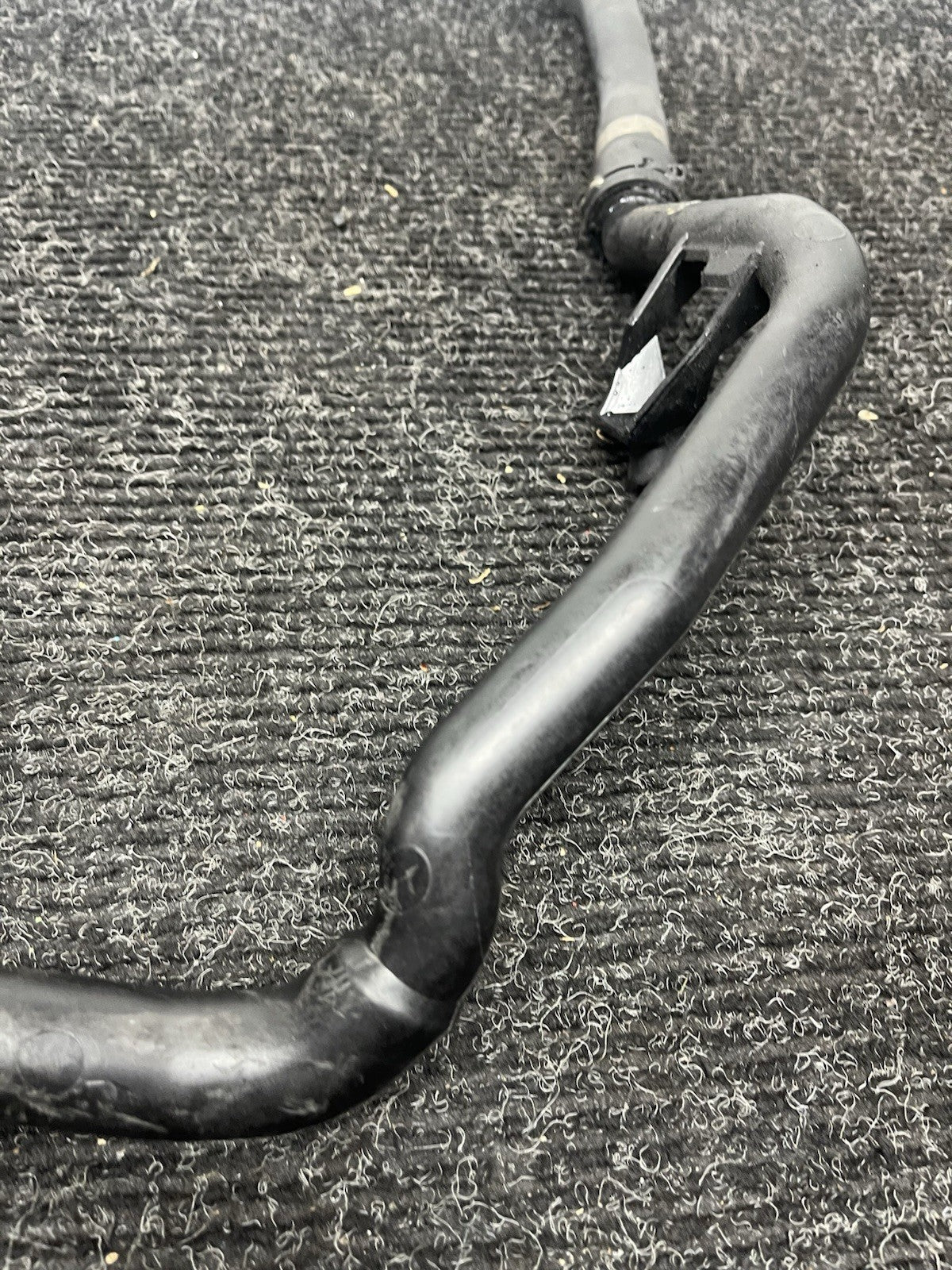 ☑️ 07-15 BMW E90 E92 E84 135i 335i X1 Lower Radiator Thermostat Coolant Hose OEM