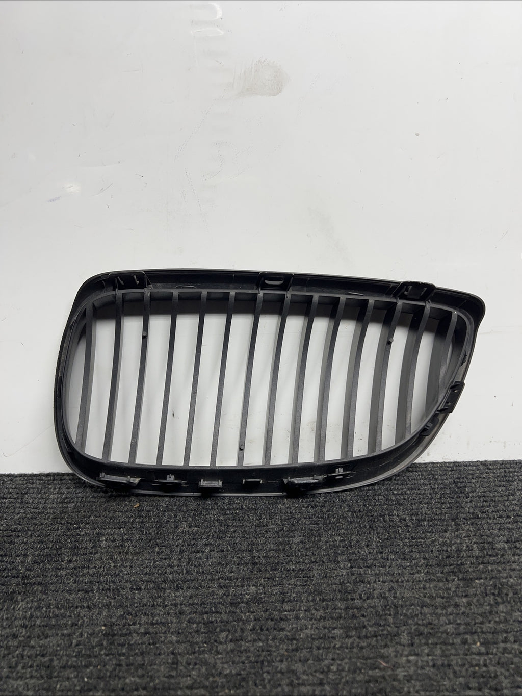 Front Hood Grille Right Passenger Side For BMW OEM# 51137157278 E92 E93 Chrome