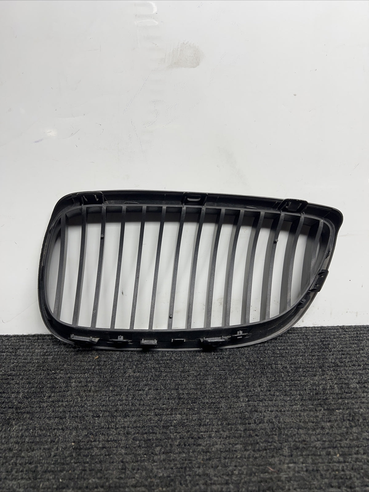Front Hood Grille Right Passenger Side For BMW OEM# 51137157278 E92 E93 Chrome