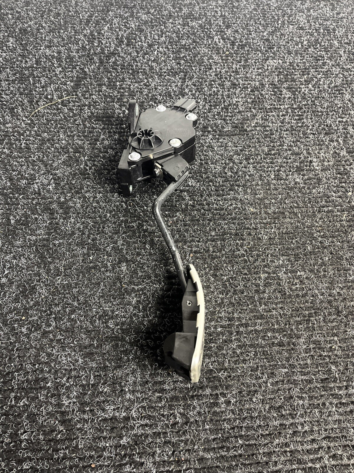 ☑️ 22-23 TOYOTA GR86 GAS PEDAL THROTTLE ACCELERATOR 36010CA111 OEM