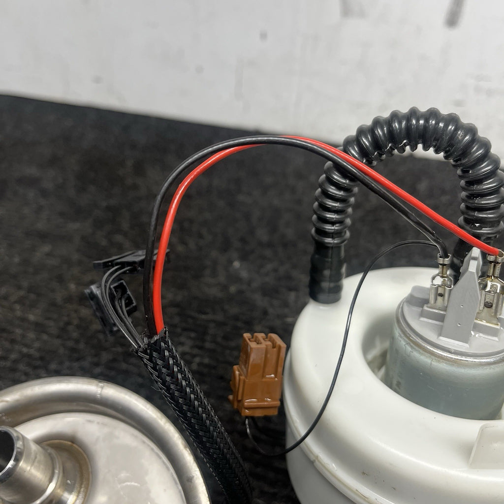 ☑️ 2007-2013 BMW 328i N51 E90 GENUINE OEM FUEL PUMP N51B30A 16147194207 7194207