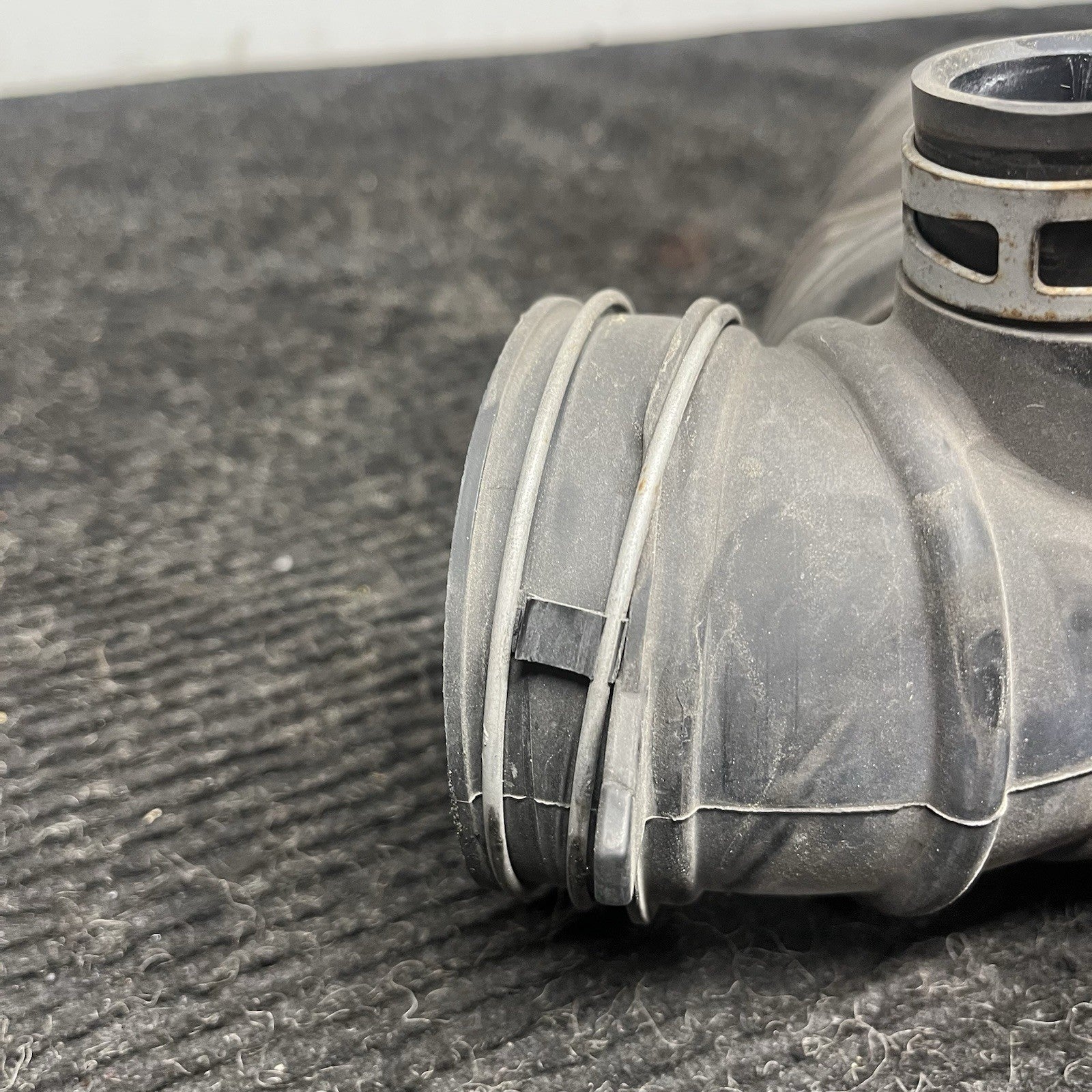 ☑️ 2013-2016 SCION FRS SUBARU BRZ ENGINE AIR CLEANER INTAKE DUCT TUBE HOSE OEM