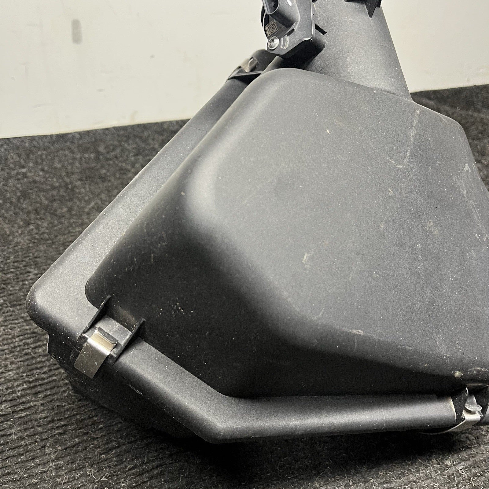 ☑️ 2017-2021 OEM BMW 230 330 430 Air Box Filter Cleaner Intake Muffler