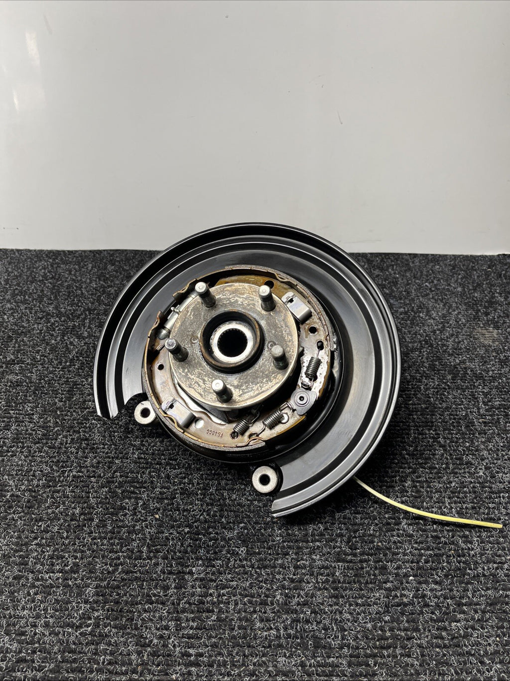 ☑️ 2022-2023 TOYOTA GR86 REAR LEFT DRIVERS SPINDLE KNUCKLE HUB ASSY OEM