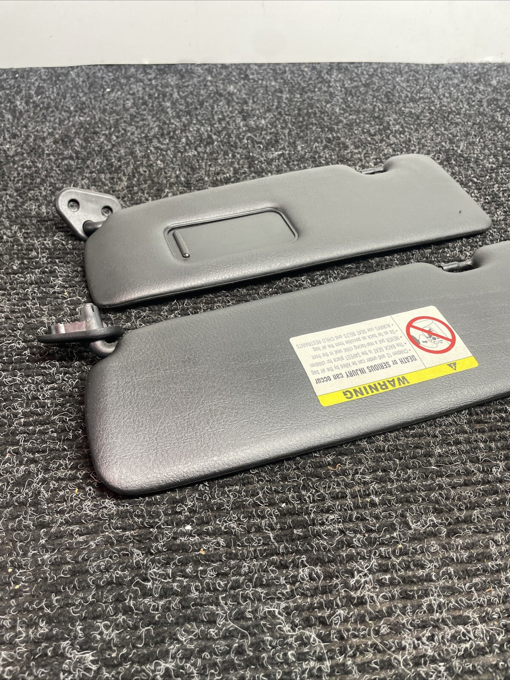 ☑️ 01-06 BMW E46 3-SERIES CONVERTIBLE SET OF 2 FRONT LEFT & RIGHT SUN VISOR OEM