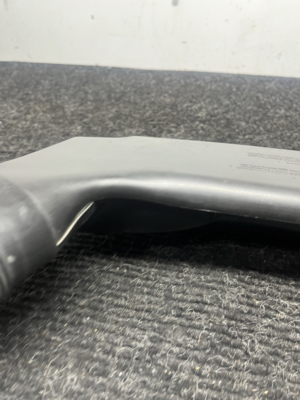 ☑️ 01-06 BMW E46 325i 325ci 330i 330ci 330xi Upper Radiator Air Duct OEM