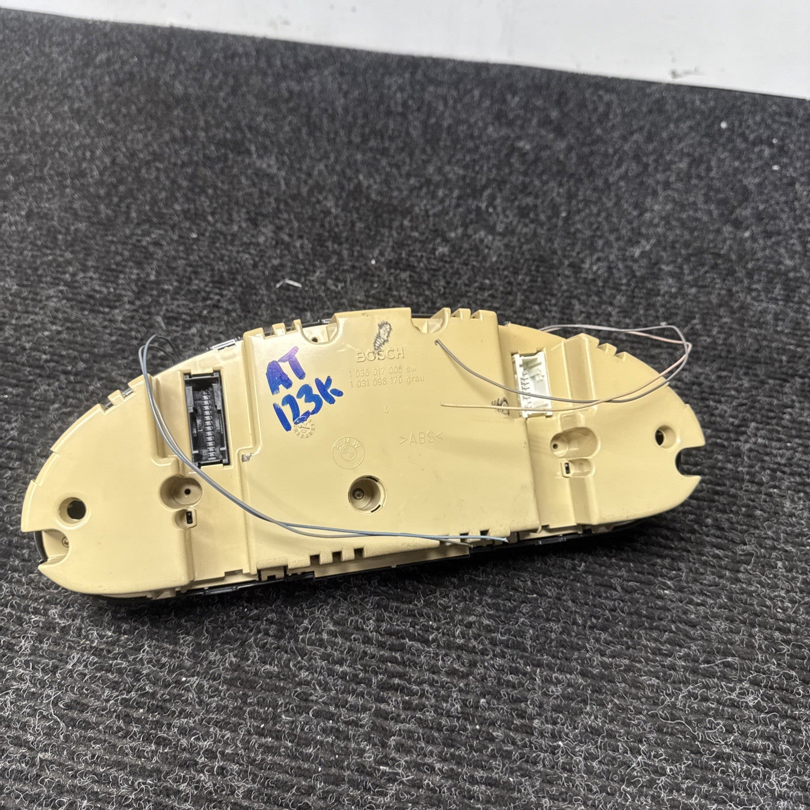☑️05-06 BMW E46 330ci ZHP AT 2 DOOR INSTRUMENT CLUSTER SPEEDOMETER OEM 123K NOTE