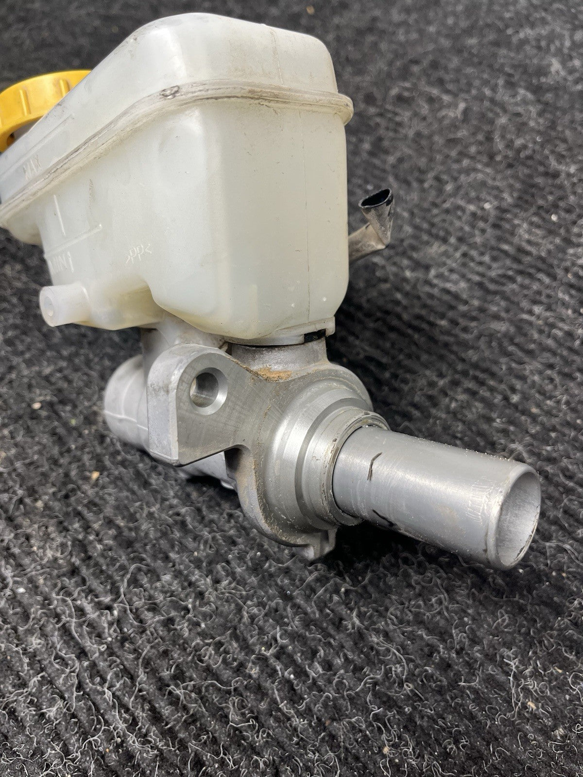 ☑️ 2015-2019 Subaru WRX STI Brake Master Cylinder Reservoir OEM 15-19