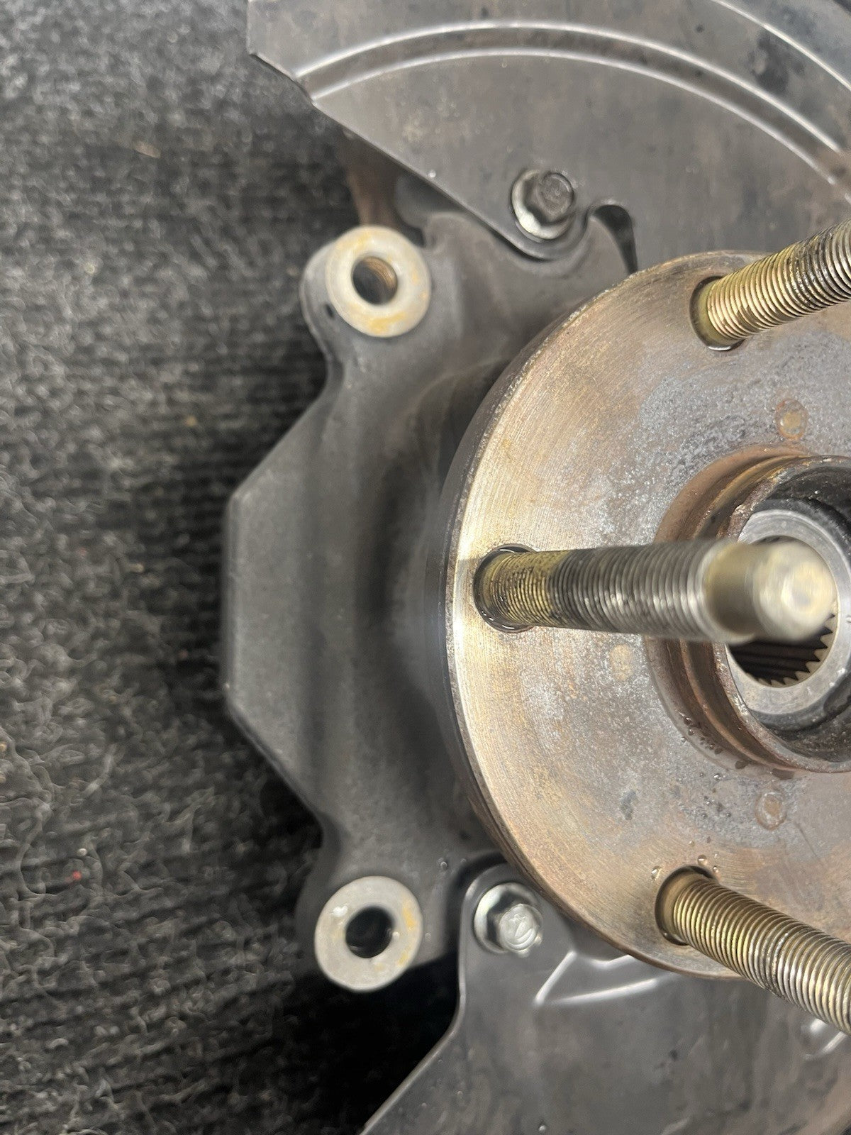 ☑️ 2015-2021 SUBARU WRX STI FRONT SUSPENSION RIGHT SIDE SPINDLE KNUCKLE HUB OEM