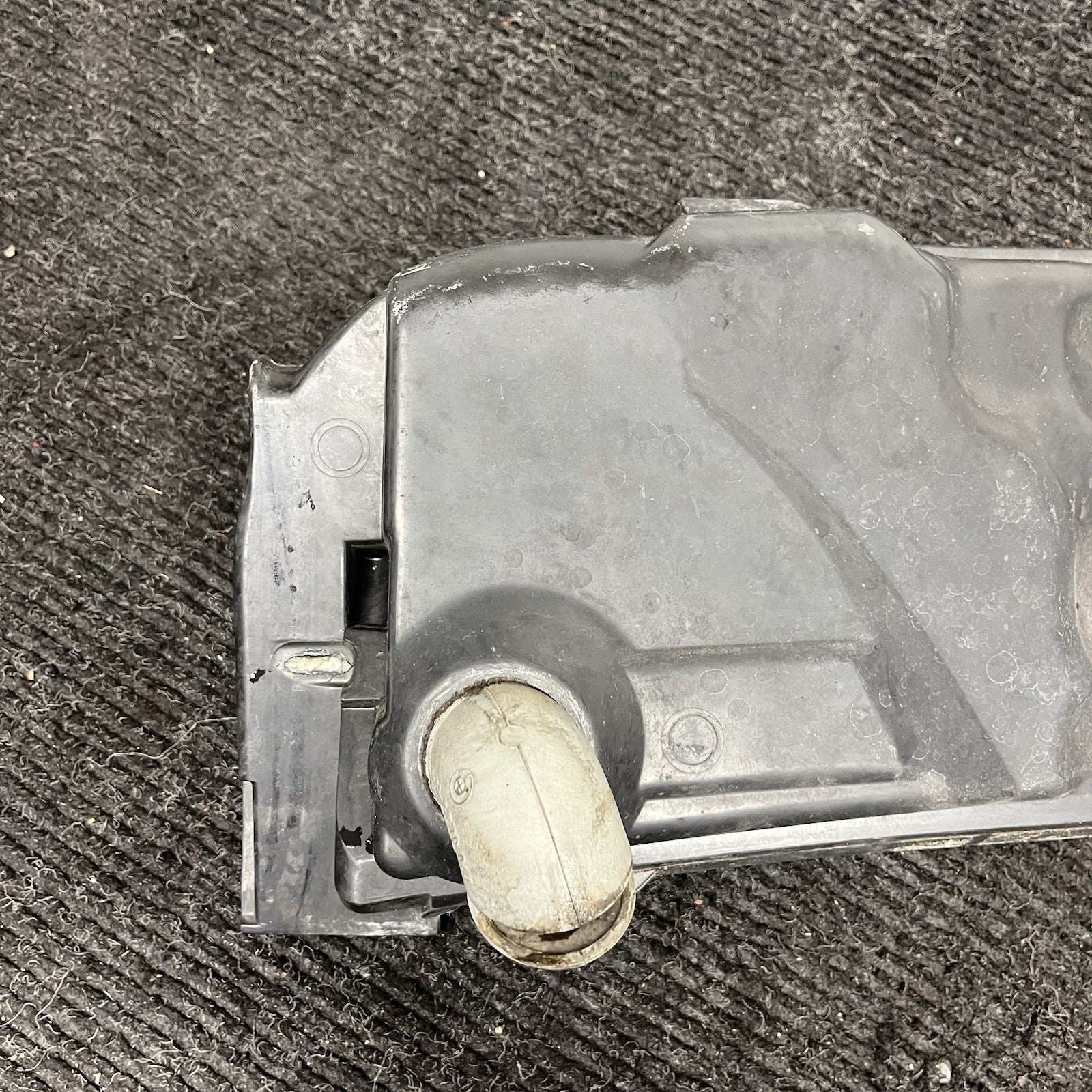 ☑️ 01-06 OEM BMW E46 M3 330Ci S54 Micro Air Filter Housing Cover Trim Panel