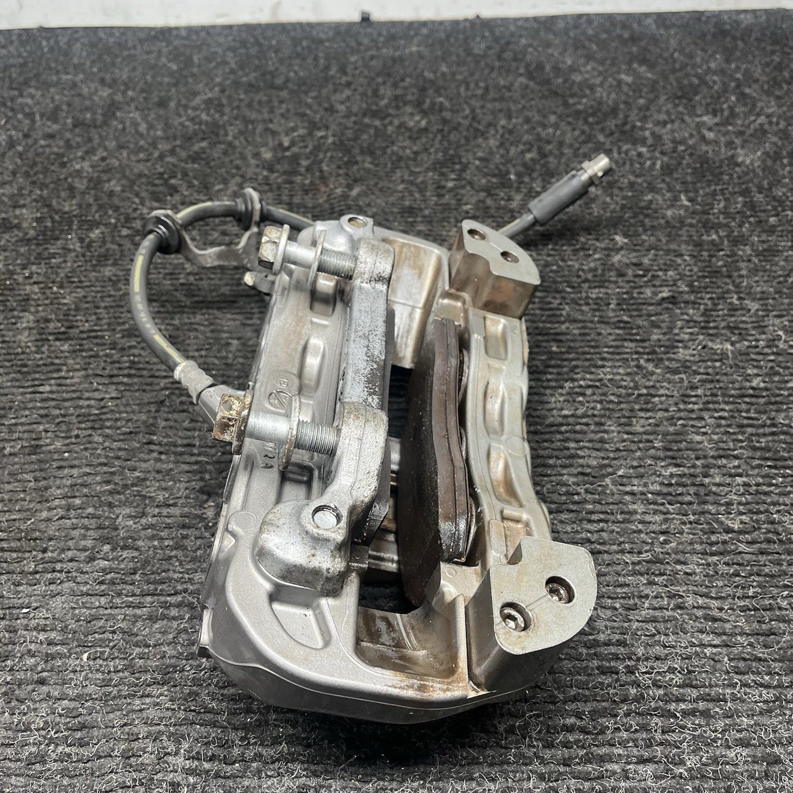 ☑️ 2008-13 BMW E88 E82 135i Front Rear Brake Calipers M-Sport Brembo Set OEM 89k