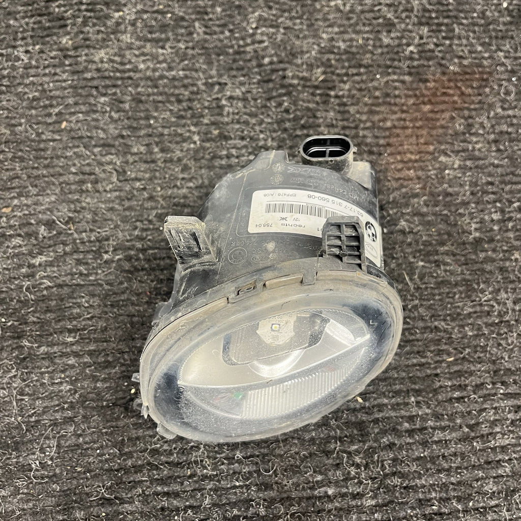 ☑️ 2016-2018 BMW F30 3-Series Front Right Side Bumper Fog Light Lamp 7315560 OEM