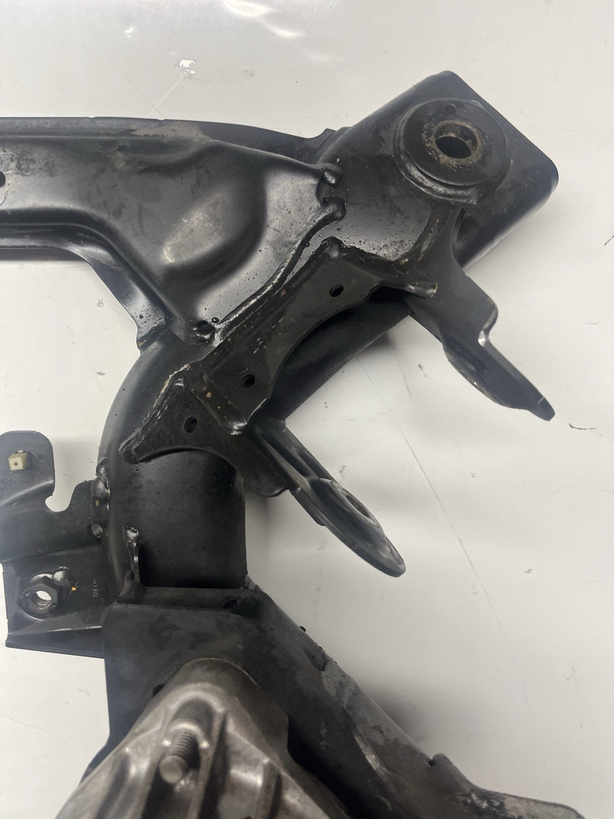 ☑️ 06-13 BMW E90 E92 3 Series Xi AWD Front Axle Crossmember Subframe Support OEM