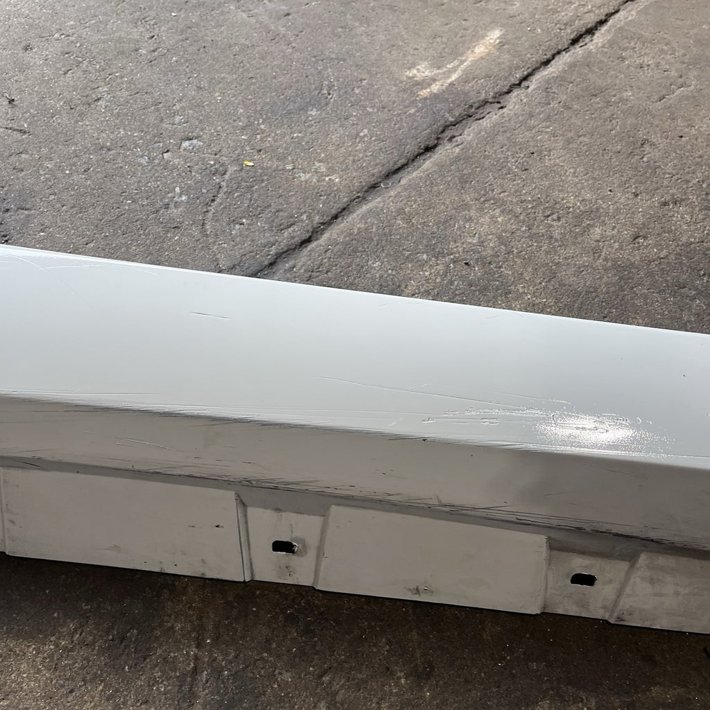 ☑️ 07-13 OEM BMW E92 E93 Right Passenger Side Skirt Rocker Panel White